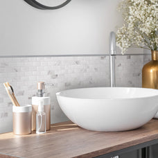 Bathroom peel and stick backsplash tile Smart Edge grey Smart Tiles