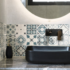 Bathroom peel and stick backsplash tile Vintage blue and cream Smart Tiles